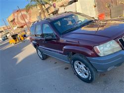 جیپ گراند شیرۆکی